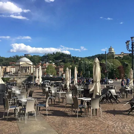 Alojamento de Acomodação e Pequeno-almoço Vittorio 21 4*